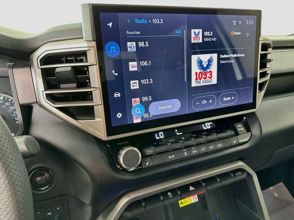 2026 Toyota Tundra SR5 CrewMax 5.5' Bed