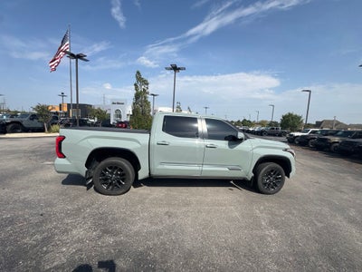 2025 Toyota Tundra Platinum