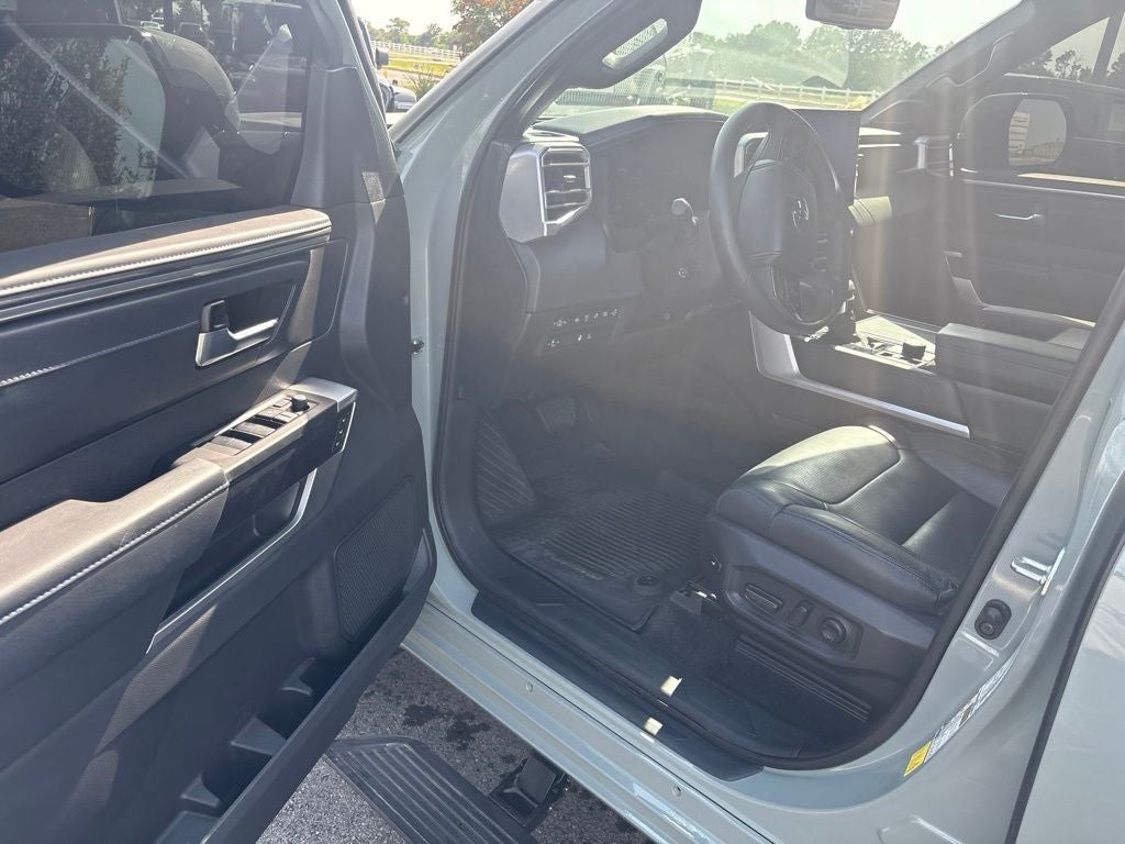 2025 Toyota Tundra Platinum