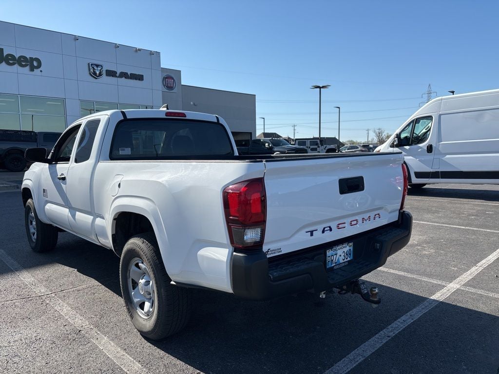 2018 Toyota Tacoma SR
