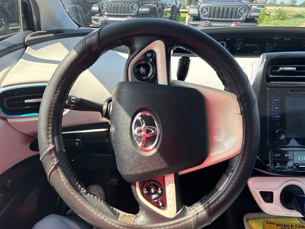 2016 Toyota Prius Three