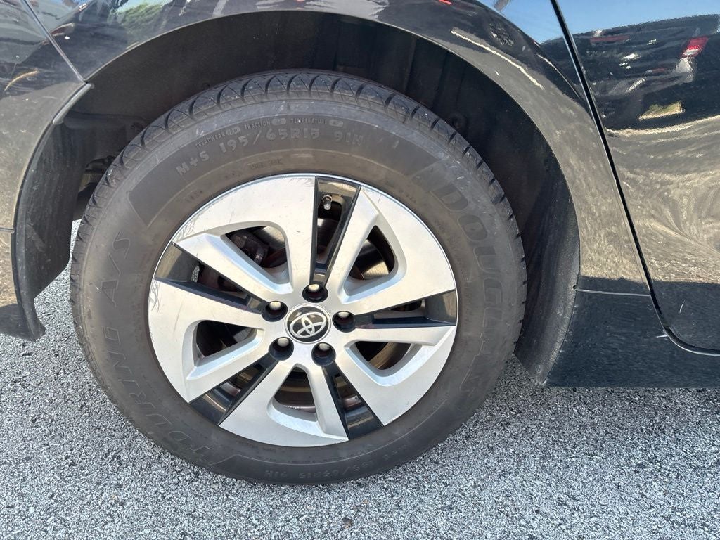2016 Toyota Prius Three