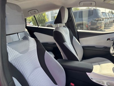 2016 Toyota Prius Three