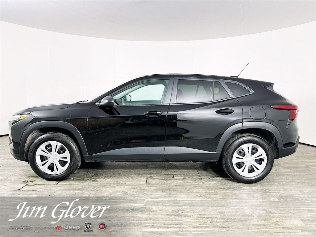 2025 Chevrolet Trax FWD LS