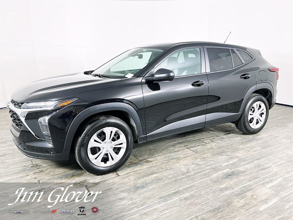 2025 Chevrolet Trax FWD LS