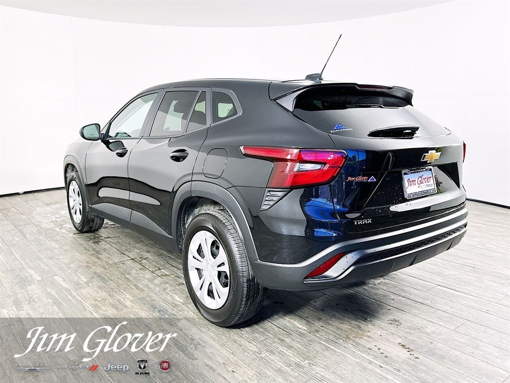 2025 Chevrolet Trax FWD LS
