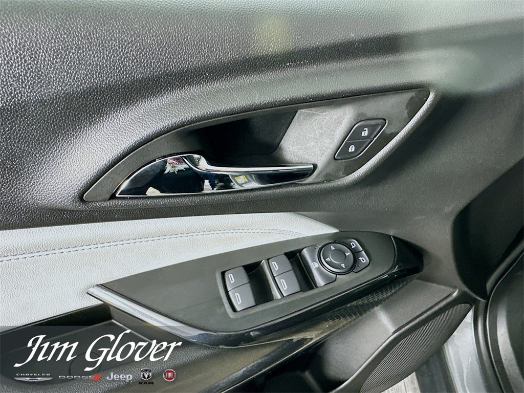 2025 Chevrolet Trax FWD LT