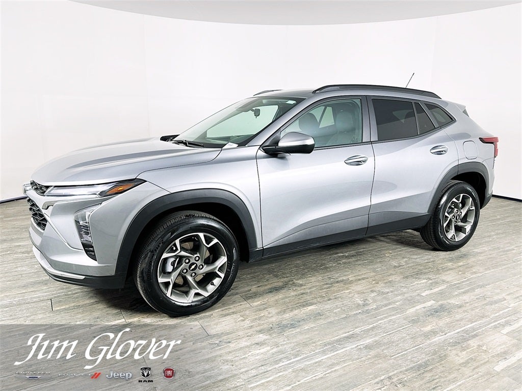 2025 Chevrolet Trax FWD LT