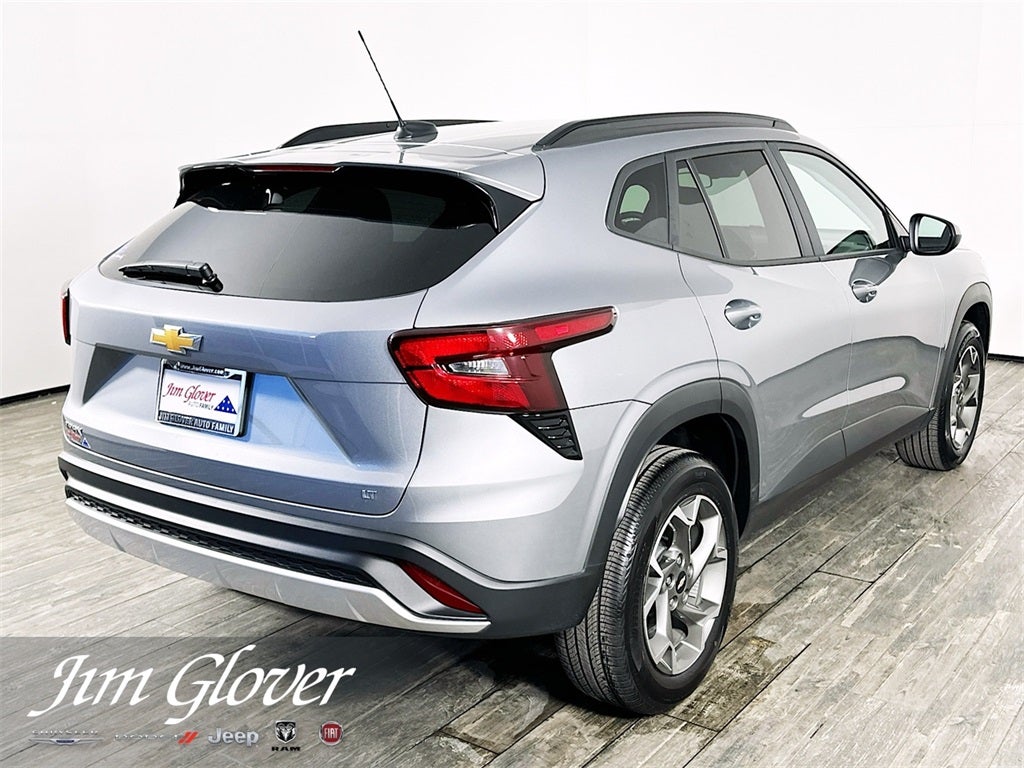 2025 Chevrolet Trax FWD LT