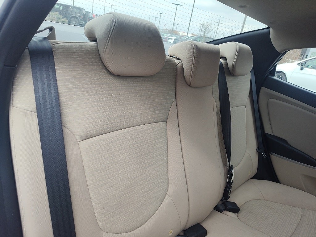 2017 Hyundai Accent SE