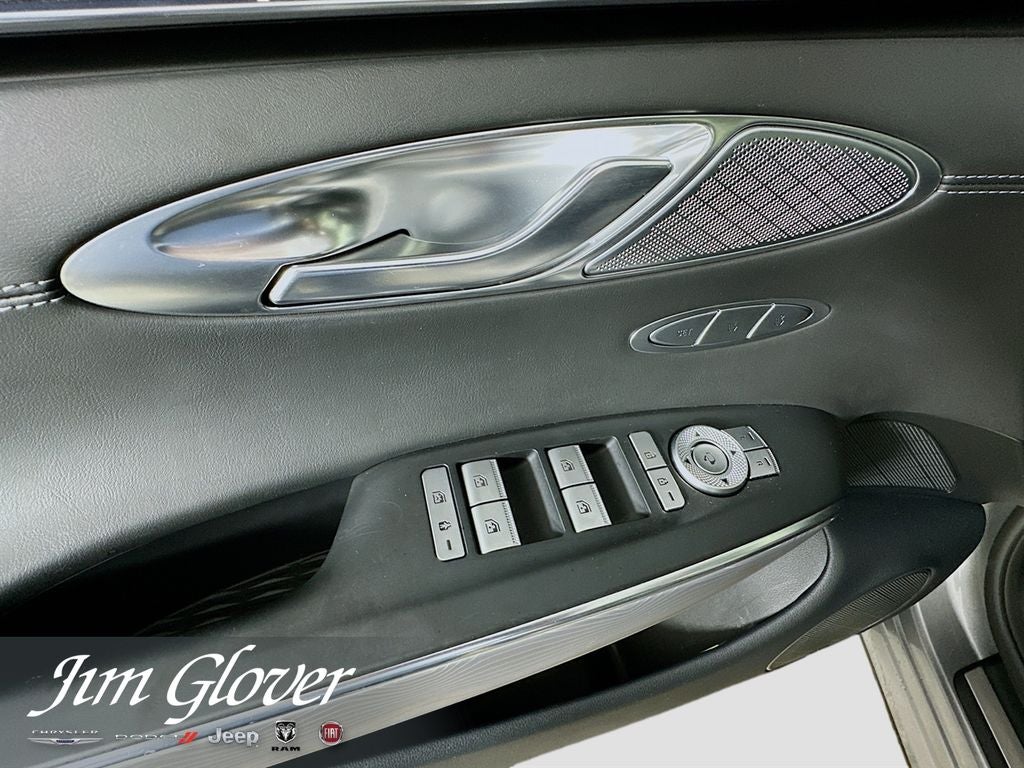 2023 Genesis GV70 2.5T