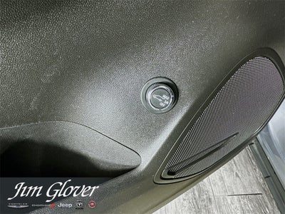 2022 Buick Envision FWD Essence