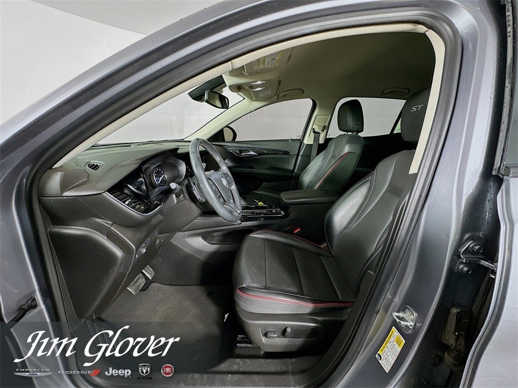 2022 Buick Envision FWD Essence