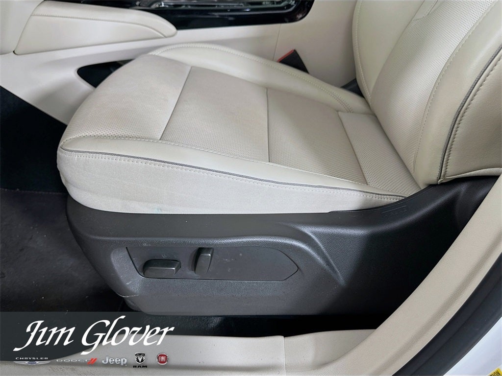 2023 Buick Envision Essence AWD