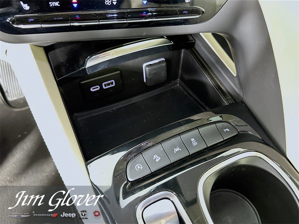 2023 Buick Envision Essence AWD