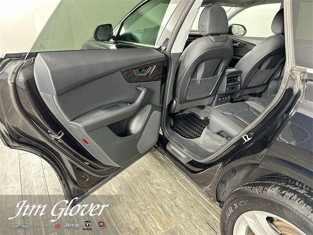 2019 Audi Q8 55 Premium