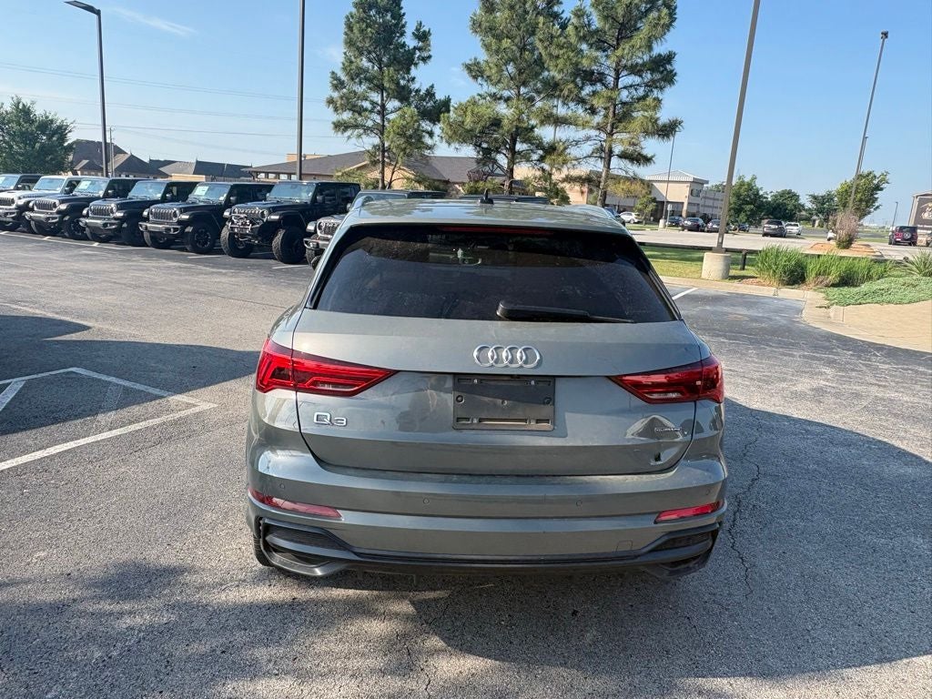 2020 Audi Q3 Premium Plus 45 TFSI S line quattro Tiptronic