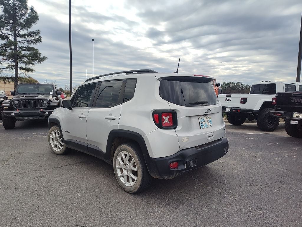2020 Jeep Renegade Latitude FWD