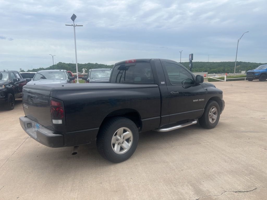 2002 Dodge Ram 1500 2dr Reg Cab 120" WB