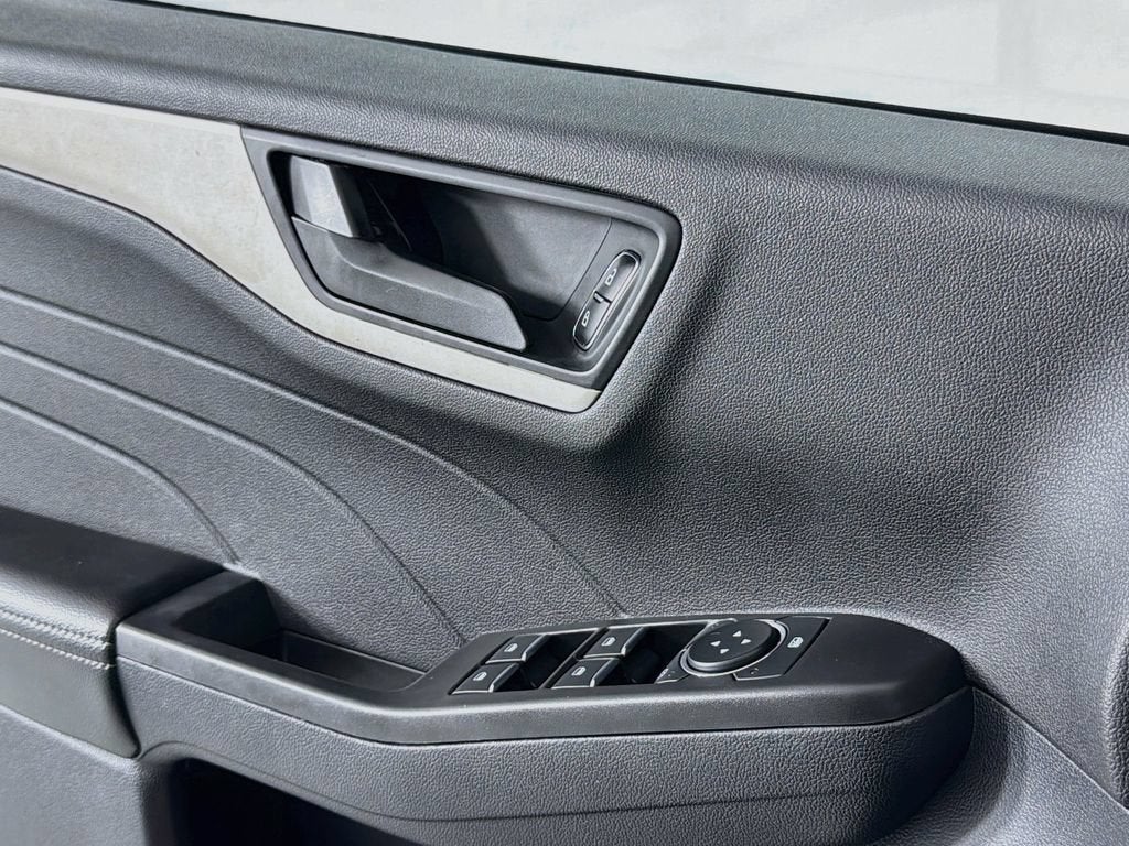 2022 Ford Escape S