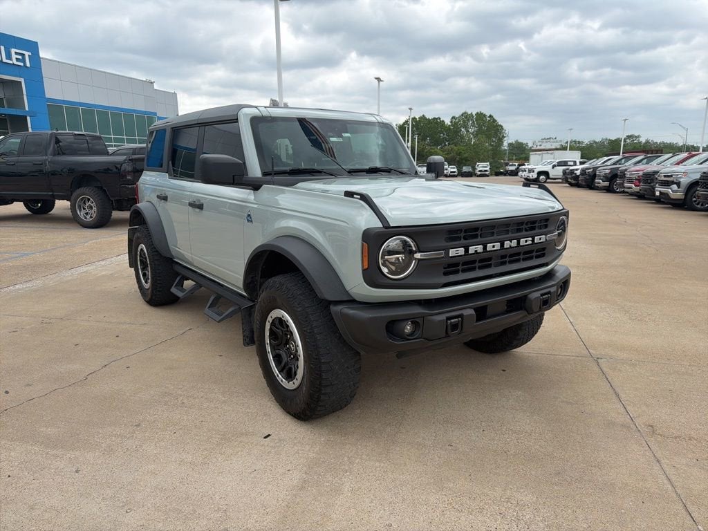 2022 Ford Bronco Base