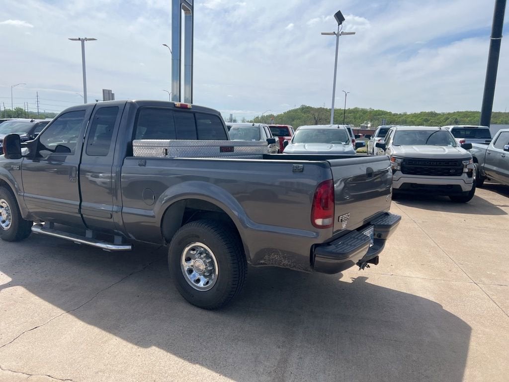 2003 Ford Super Duty F-250 XL