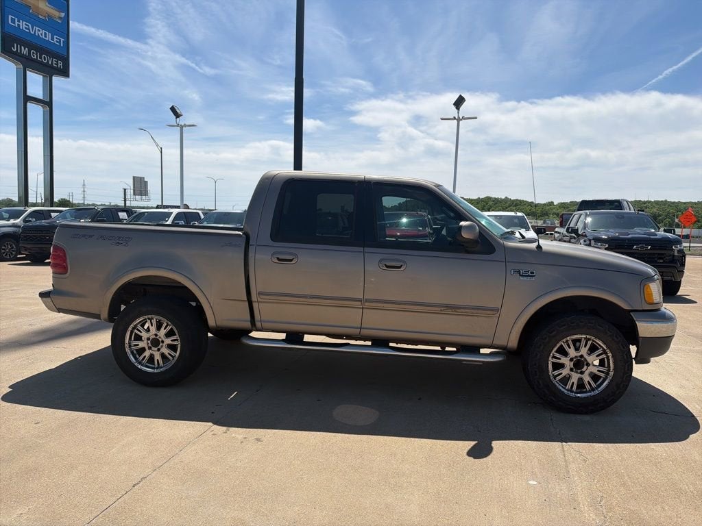 2001 Ford F-150 SuperCrew XLT