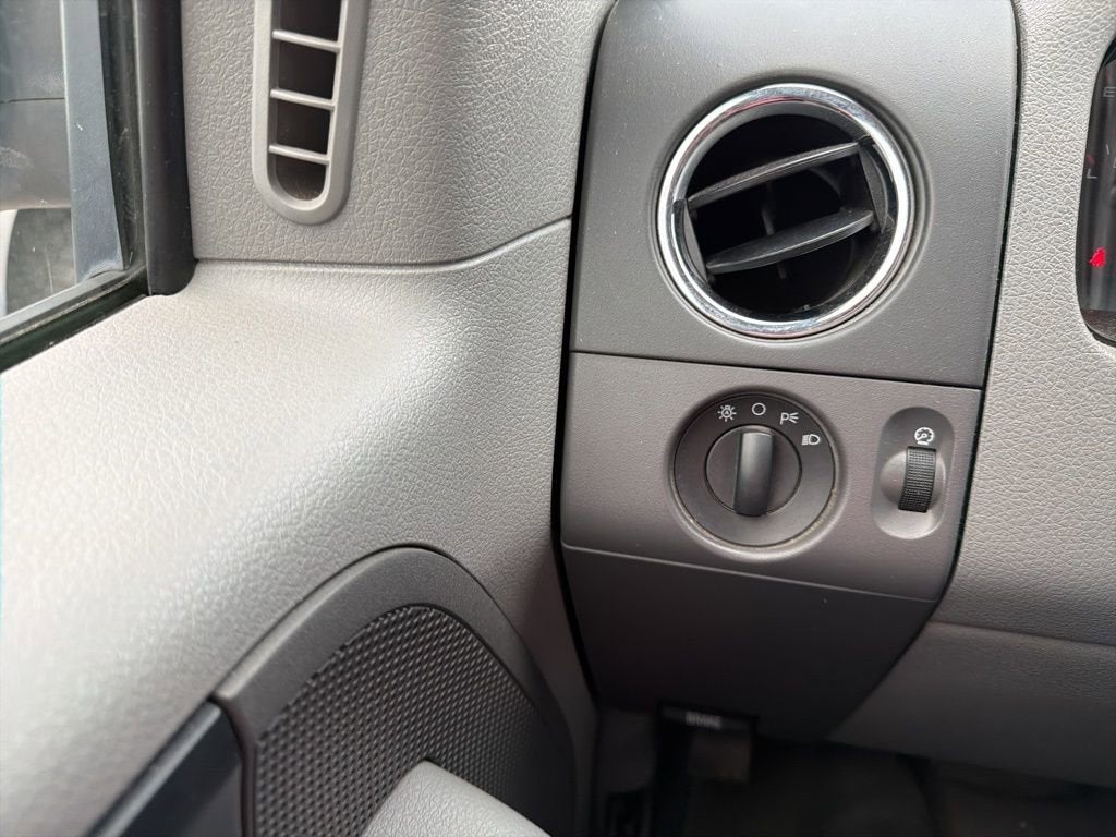 2006 Ford F-150 XLT