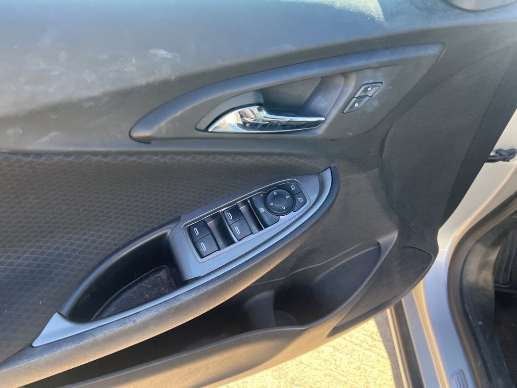 2017 Chevrolet Malibu LS