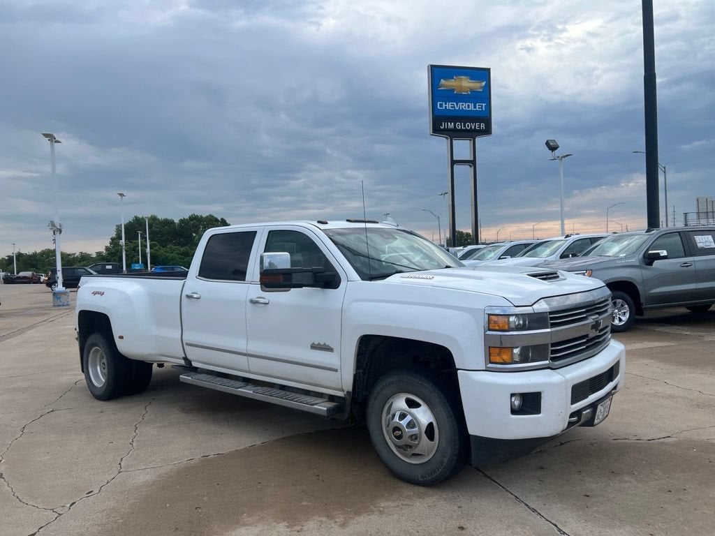 2017 Chevrolet Silverado 3500 HD High Country