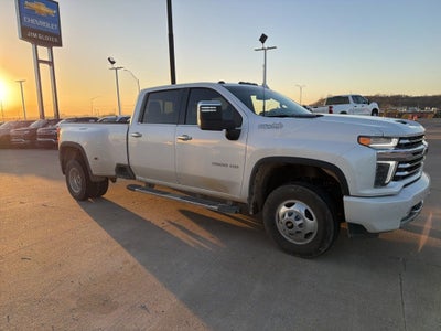 2022 Chevrolet Silverado 3500 HD High Country DRW