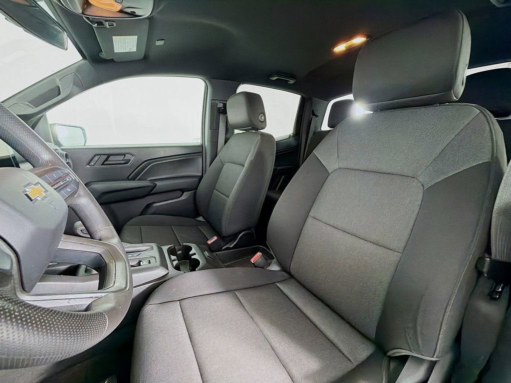 2024 Chevrolet Colorado WT