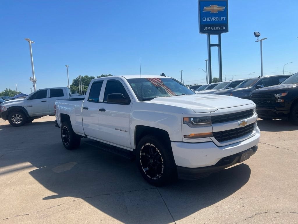 2017 Chevrolet Silverado 1500 Custom