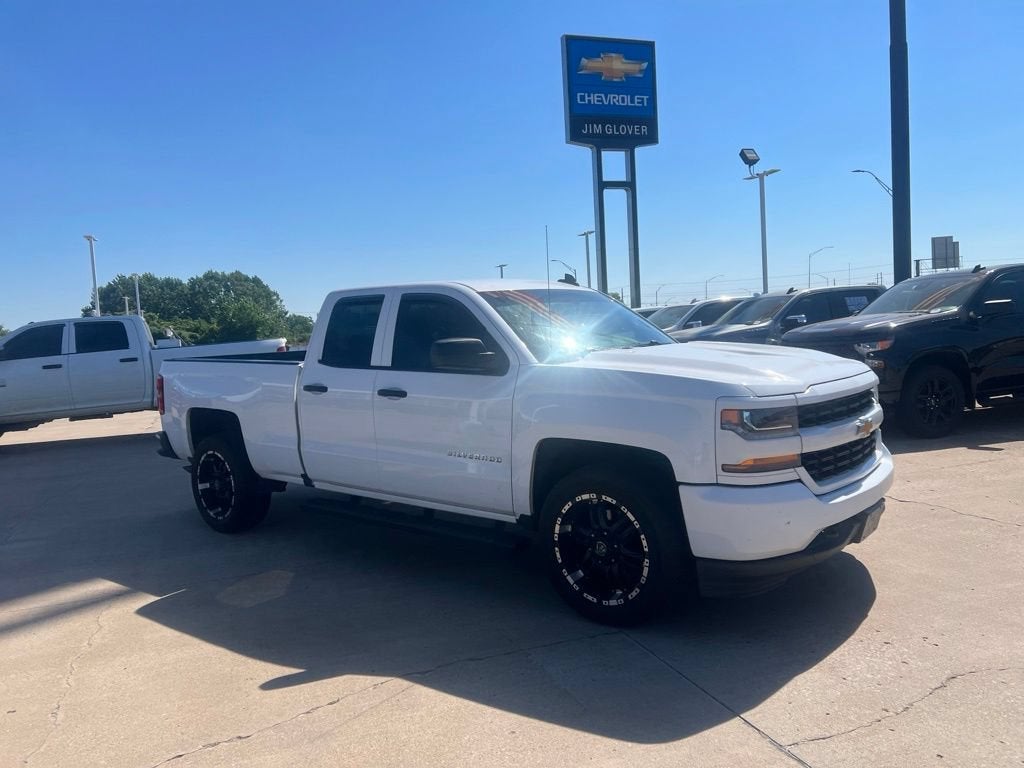 2017 Chevrolet Silverado 1500 Custom
