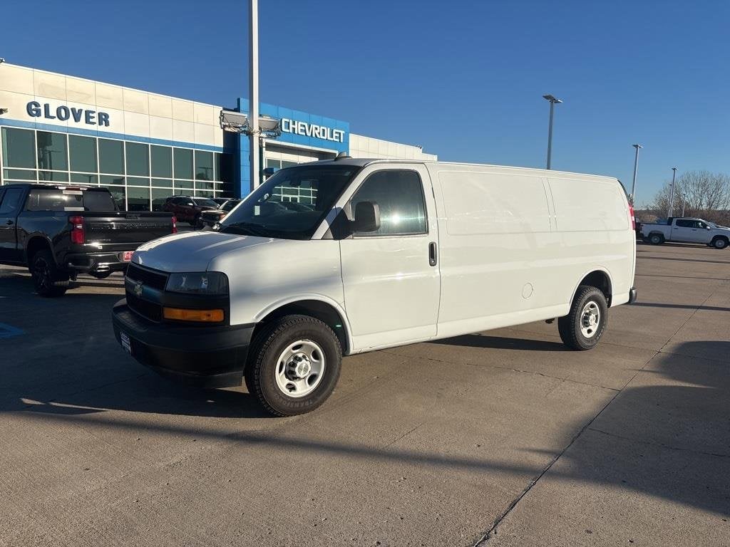 2023 Chevrolet Express Cargo 2500 WT