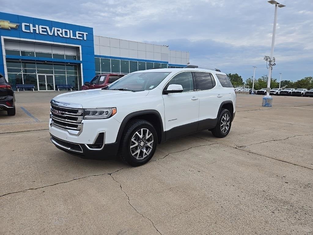 2023 GMC Acadia SLT