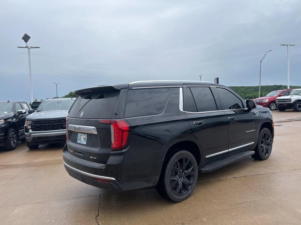 2023 GMC Yukon SLT