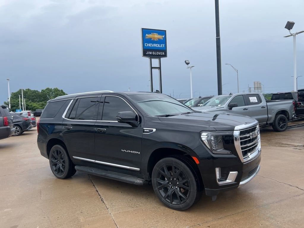 2023 GMC Yukon SLT