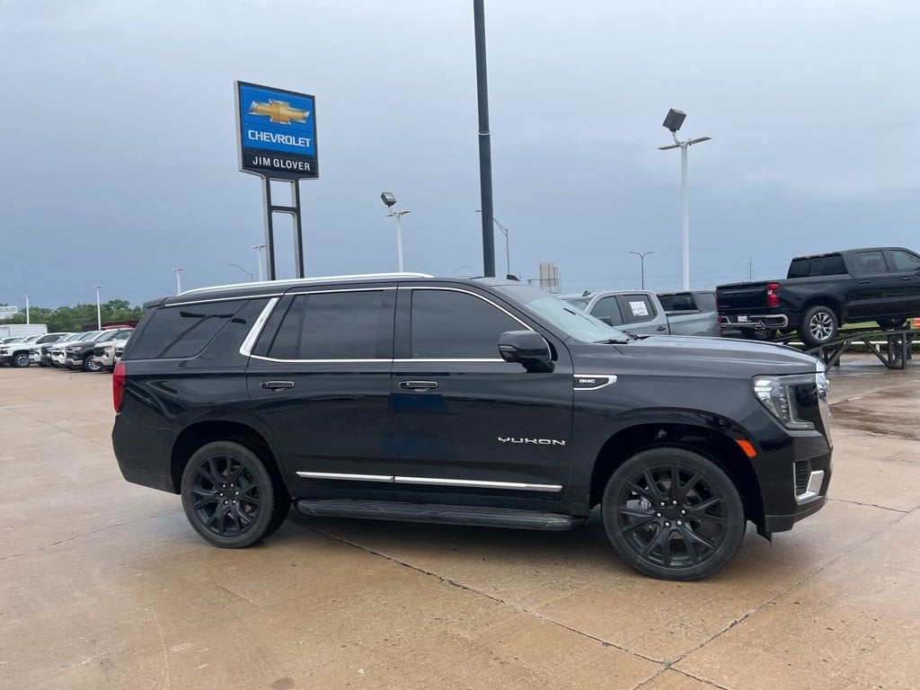 2023 GMC Yukon SLT