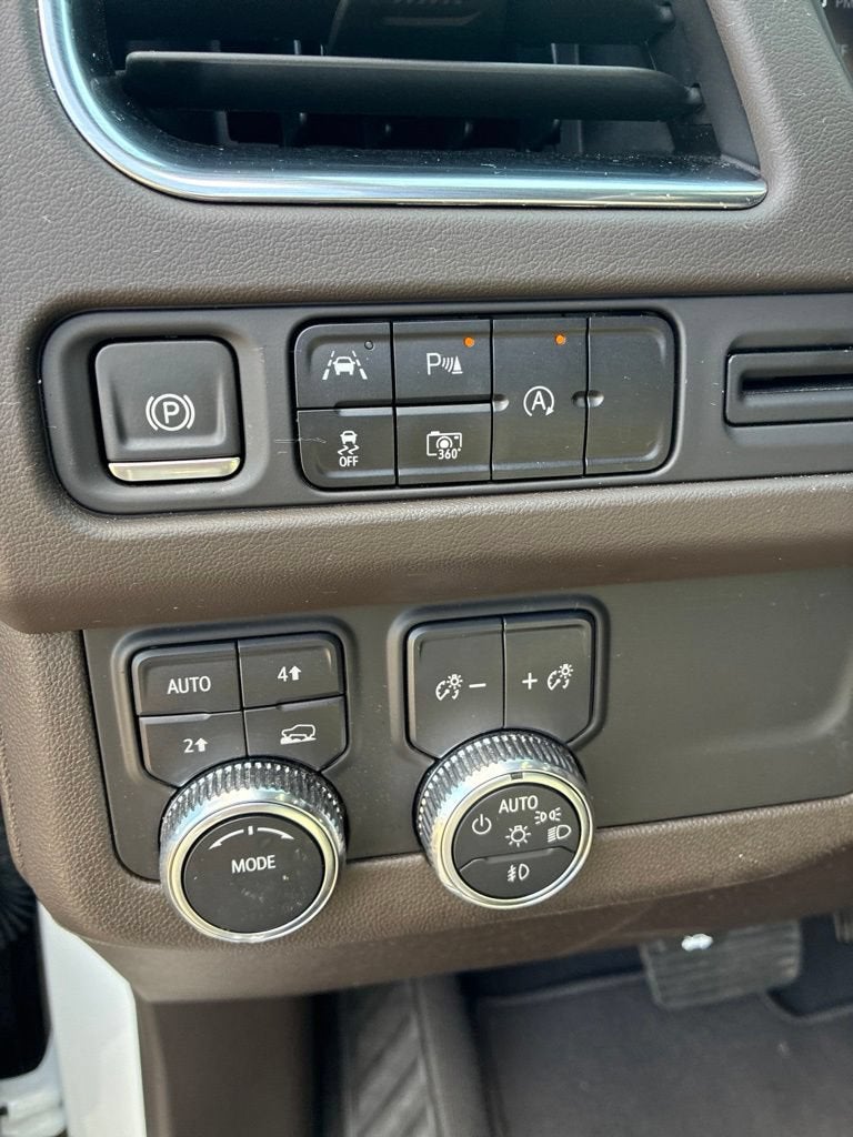 2024 GMC Yukon SLT