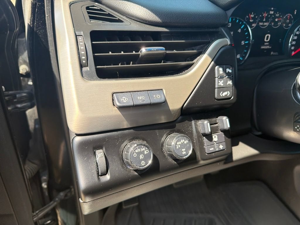 2017 GMC Yukon XL Denali