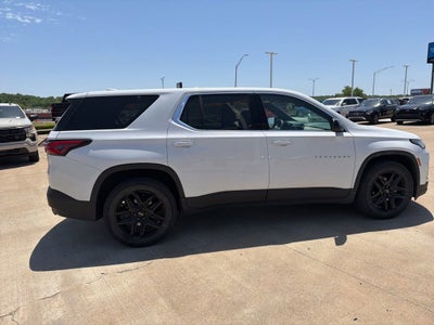 2022 Chevrolet Traverse LS