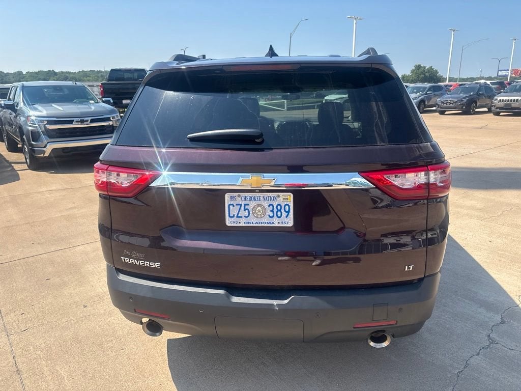 2021 Chevrolet Traverse LT Cloth
