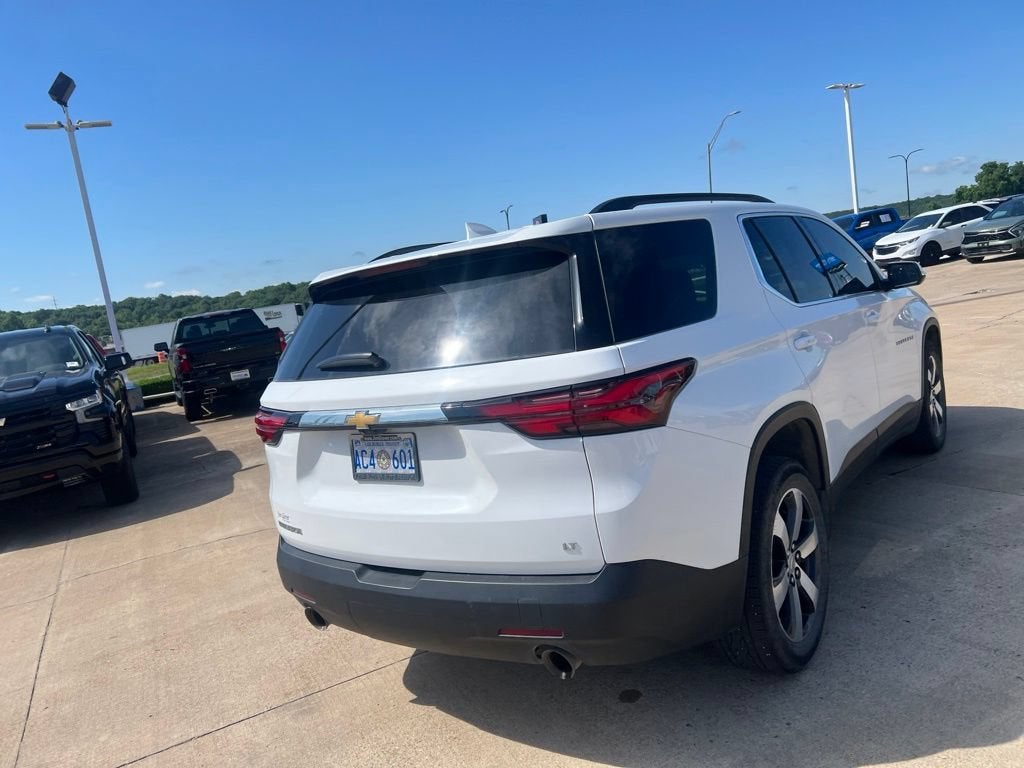 2023 Chevrolet Traverse LT Leather