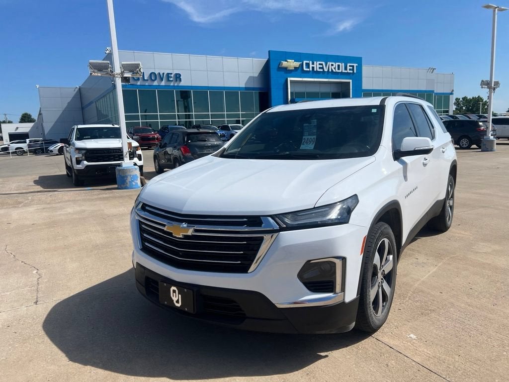 2023 Chevrolet Traverse LT Leather