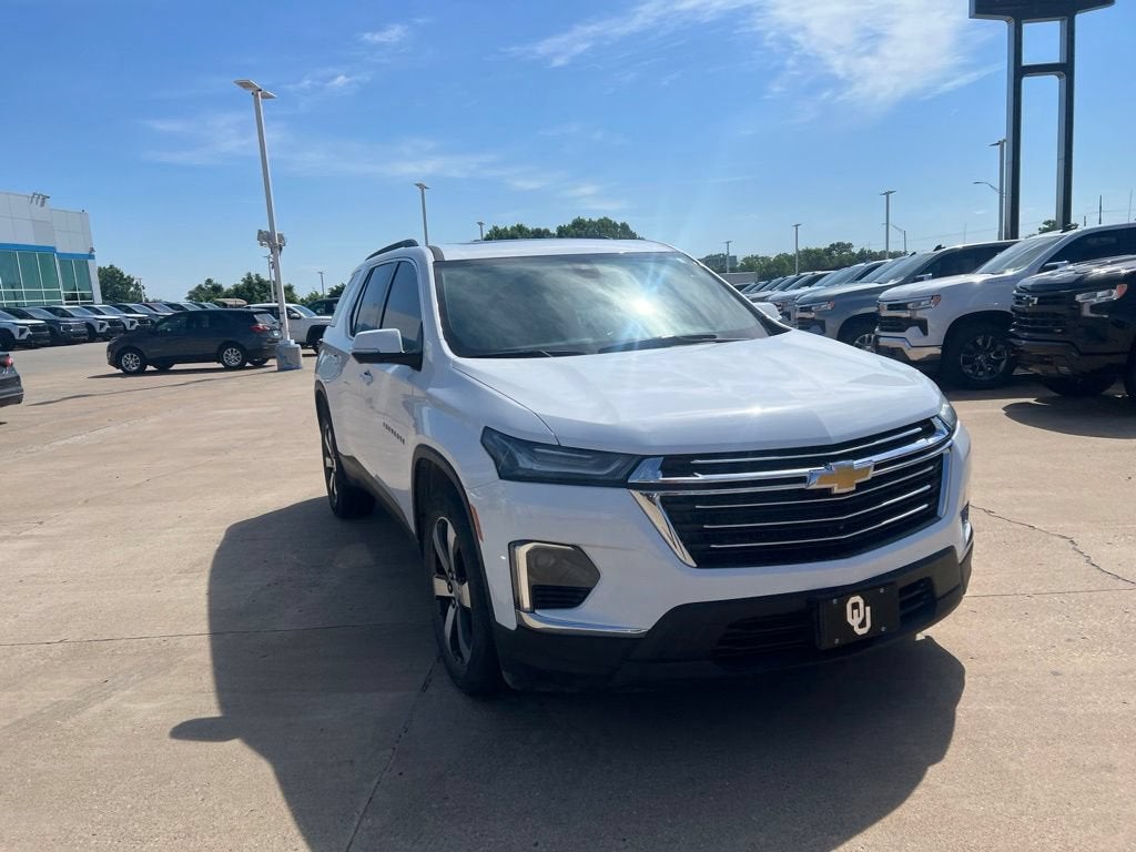 2023 Chevrolet Traverse LT Leather