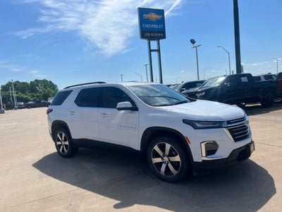 2023 Chevrolet Traverse LT Leather