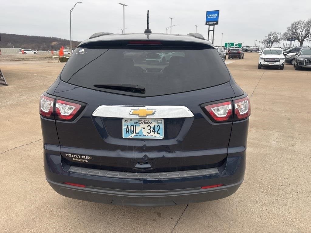 2017 Chevrolet Traverse LS