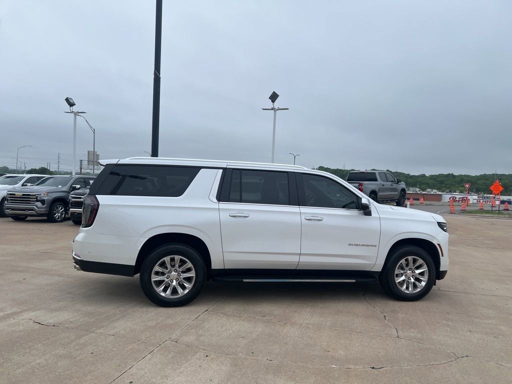 2025 Chevrolet Suburban Premier