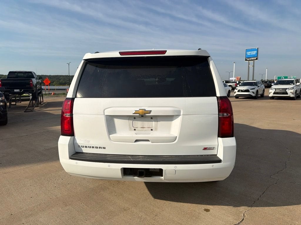 2020 Chevrolet Suburban LT